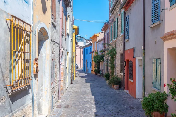 Rua Colorida Cidade Italiana Rimini — Fotografia de Stock