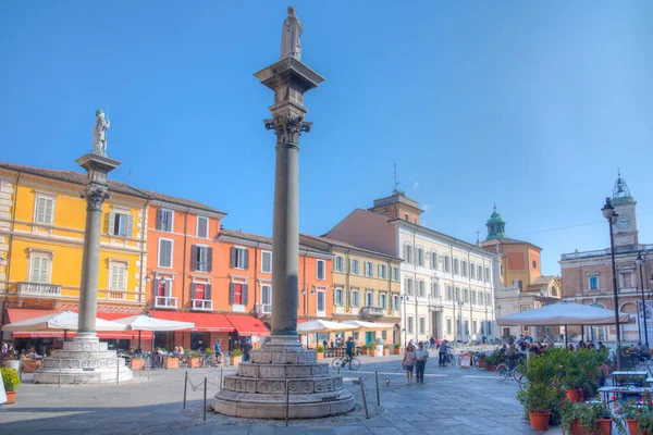 Равенна Италия Сентября 2021 Года Люди Прогуливаются Площади Пьяцца Дель — стоковое фото