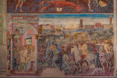 Ferrara, İtalya, 31 Ağustos 2021: İtalyan kenti Ferrara 'daki Pinacoteca Nazionale' nin içinde Salone dei Mesi.