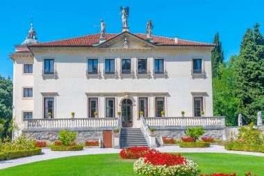 Vicenza, İtalya, 29 Ağustos 2021: Palazzina di Villa Valmarana ai Nani İtalyan şehri Vicenza.