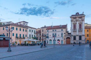 Vicenza, İtalya, 28 Ağustos 2021: İtalyan kenti Vicenza 'daki Palazzo Porto.