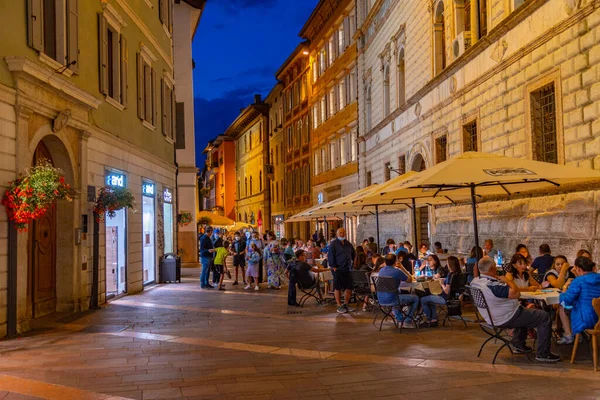 Trento Itália Agosto 2021 Vista Noturna Casas Históricas Cidade Velha — Fotografia de Stock