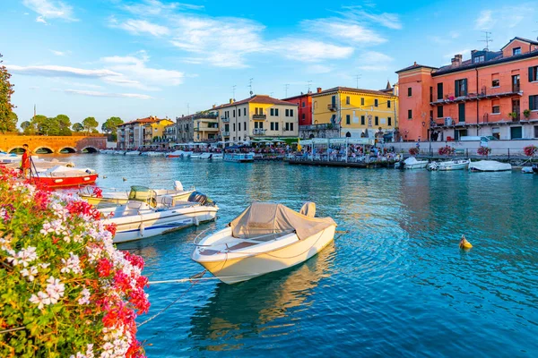 Peschiera Del Garda Italy August 2021 Sunset View Canale Mezzo — 스톡 사진
