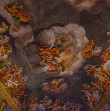 Mantua, İtalya, 23 Eylül 2021: İtalyan kenti Mantua 'daki Palazzo Ducale' nin Tavanı