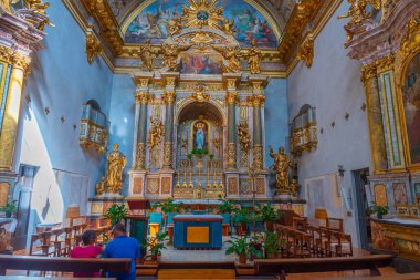 Assisi, İtalya, 3 Ekim 2021: Assisi, İtalya 'da Santa Maria sopra Minerva Kilisesi.