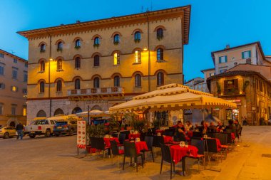 Perugia, İtalya, 1 Ekim 2021: Piazza Danti İtalya 'nın eski Perugia kentinde.