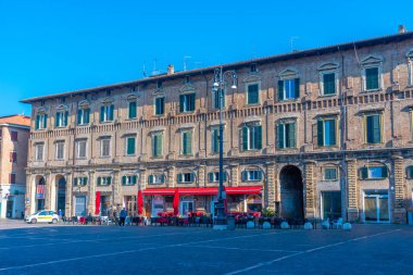 Pesaro, İtalya, 29 Eylül 2021: Pesaro İtalya Piazza del Popolo