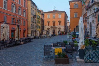 Ancona, İtalya, 28 Eylül 2021: Ancona, İtalya 'da Piazza del Plebiscito' nun gündoğumu manzarası.