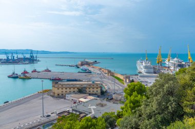 Ancona, İtalya, 26 Eylül 2021: Fincantieri limanı, Ancona, İtalya.