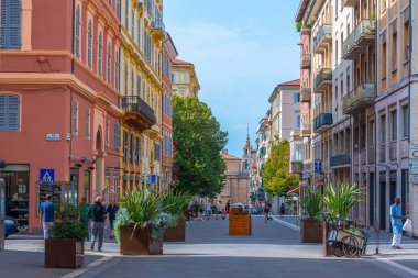 Ancona, İtalya, 26 Eylül 2021: Corso Giuseppe Garibaldi, İtalya 'nın eski Ancona kentinde.