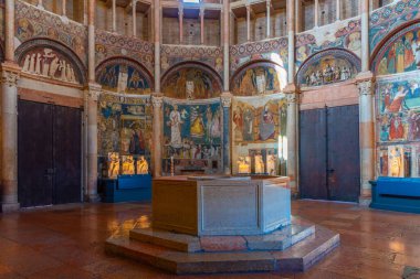 Parma, İtalya, 25 Eylül 2021: Parma İtalya 'nın Vaftizhanesi