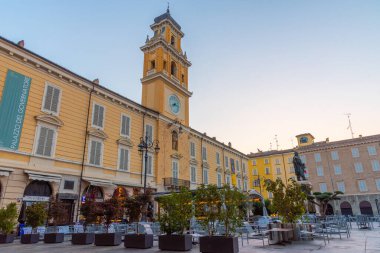 Parma, İtalya, 25 Eylül 2021: İtalyan kenti Parma 'da Palazzo del Governatore.