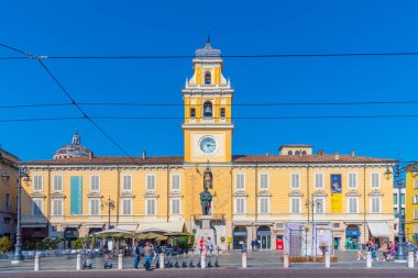 Parma, İtalya, 24 Eylül 2021: İtalyan kenti Parma 'da Palazzo del Governatore.