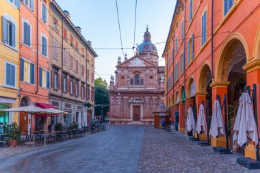 Modena, İtalya, 23 Eylül 2021: Chiesa della Madonna del Voto, İtalyan kenti Modena.