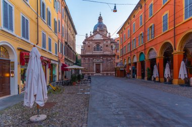 Modena, İtalya, 23 Eylül 2021: Chiesa della Madonna del Voto, İtalyan kenti Modena.