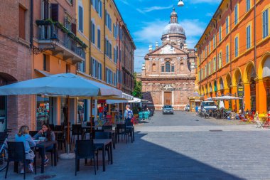 Modena, İtalya, 22 Eylül 2021: Chiesa della Madonna del Voto, İtalyan kenti Modena.