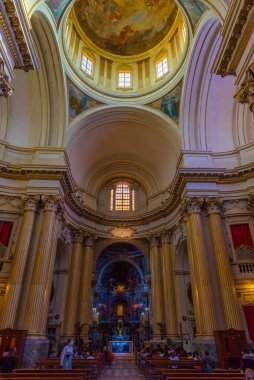 Bologna, İtalya, 22 Eylül 2021: Bologna, İtalya 'da Madonna di San Luca Sığınağı.