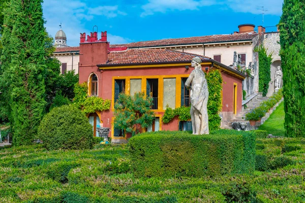 Βερόνα Ιταλία Αυγούστου 2021 Κήπος Giardino Giusti Στην Ιταλική Πόλη — Φωτογραφία Αρχείου