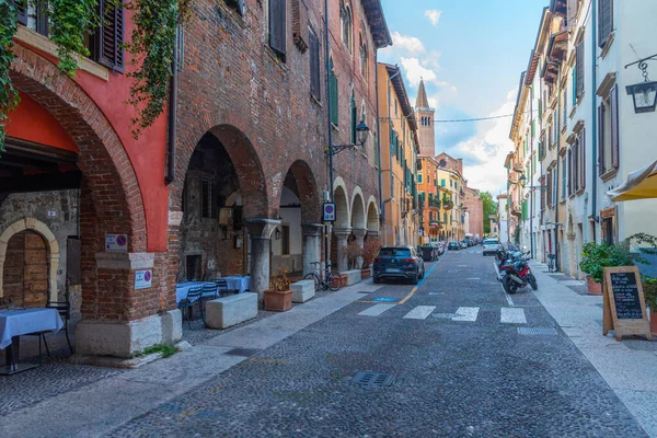 Верона Италия Августа 2021 Года Исторические Дома Старом Городе Верона — стоковое фото