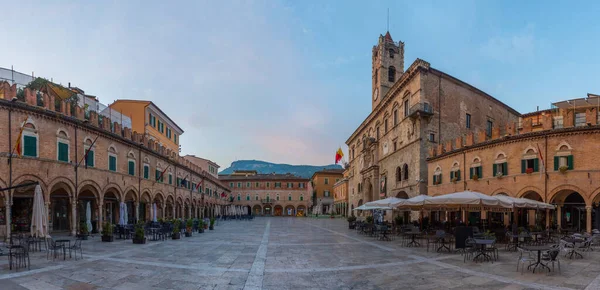 Ascoli Piceno Italia Septiembre 2021 Vista Del Palazzo Dei Capitani —  Fotos de Stock