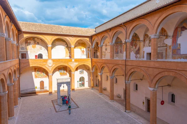 Spoleto Italy October 2021 Courtyard Honours Spoleto Castle Italy — стоковое фото