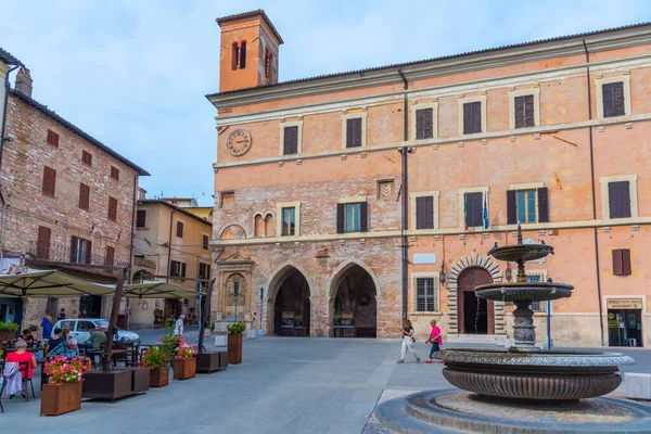 Spello Itália Outubro 2021 Piazza Della Reupubblica Cidade Velha Spello — Fotografia de Stock