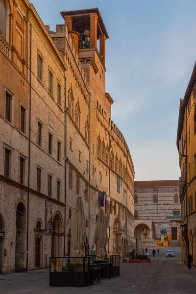 Perugia Italia Octubre 2021 Salida Del Sol Sobre Palazzo Dei —  Fotos de Stock