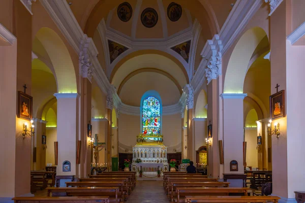 Gubbio, İtalya, 1 Ekim 2021: Gubbio İtalya 'da Sant' Ubaldo Bazilikası