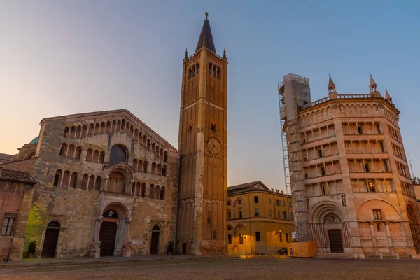 Πάρμα Ιταλία Σεπτεμβρίου 2021 Ηλιοβασίλεμα Στον Καθεδρικό Ναό Της Πάρμας — Φωτογραφία Αρχείου