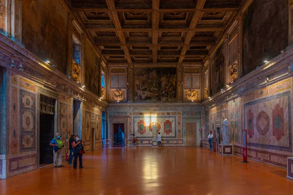 Mântua Itália Setembro 2021 Salão Dentro Palazzo Ducale Cidade Italiana — Fotografia de Stock