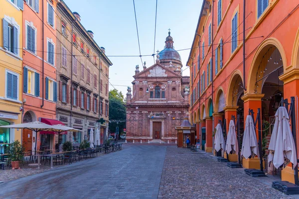 Modena, İtalya, 23 Eylül 2021: Chiesa della Madonna del Voto, İtalyan kenti Modena.