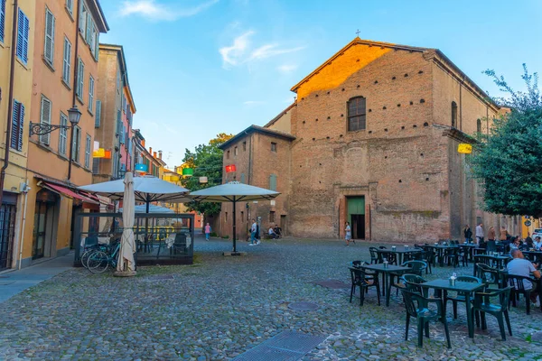 Modena, İtalya, 22 Eylül 2021: Modena, İtalya 'da Santa Maria della Pomposa Kilisesi.