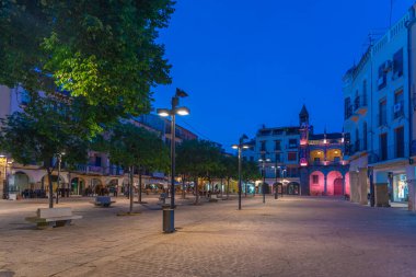 Plasencia, İspanya, 17 Mayıs 2021: Plasencia 'da Plaza Belediye Başkanı' nın günbatımı