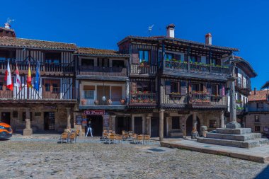 La Alberca, İspanya, 19 Mayıs 2021: İspanya 'nın La Alberca köyündeki Plaza Belediye Başkanı