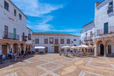 Zafra, İspanya, 20 Mayıs 2021: İspanyol şehri Zafra 'da Plaza Chica