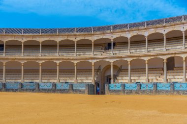 Ronda, İspanya, 22 Mayıs 2021: İspanyol kenti Ronda 'da Plaza de Toros