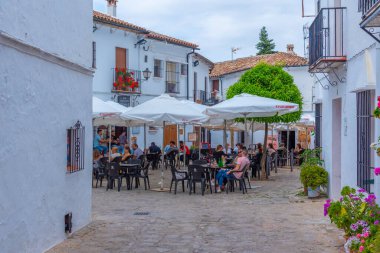 Grazalema, İspanya, 22 Mayıs 2021: İspanyol kenti Grazalema 'da Plaza Espana