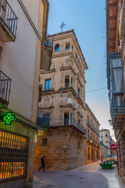 Ubeda, İspanya, 25 Mayıs 2021: Eski İspanyol şehri Ubeda 'da sokak