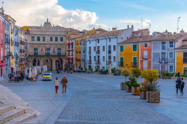 Cuenca, İspanya, 26 Mayıs 2021: İspanyol kenti Cuenca 'nın Plaza Belediye Başkanı