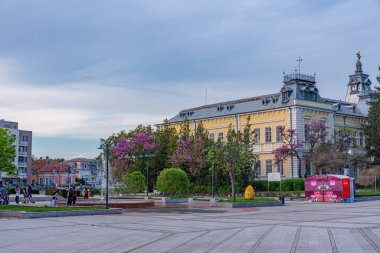 Silistra, Bulgaristan, 3 Mayıs 2021: Bulgaristan 'ın Silistra kentinin ana meydanı