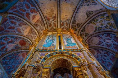 Tomar, Portekiz, 22 Haziran 2021: Tomar, Portekiz 'deki manastırın içindeki kilise.