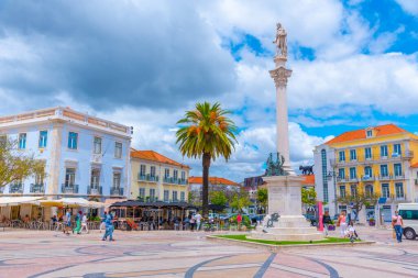 Setubal, Portekiz, 21 Haziran 2021: Portekiz 'in Setubal kentindeki eski kasabada Praca de Bocage Meydanı.