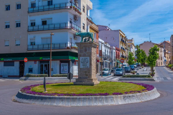 Merida, İspanya, 20 Mayıs 2021: Merida, İspanya 'da Capitoline Wolf Heykeli