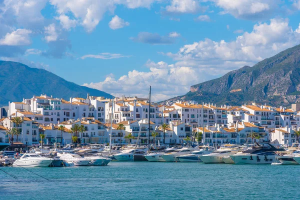 Marbella, İspanya, 23 Mayıs 2021 Marina Puerto Banus İspanya