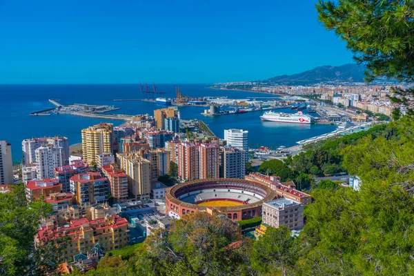 Malaga, İspanya, 24 Mayıs 2021: İspanya 'nın Malaga kentindeki Plaza de Toros binası