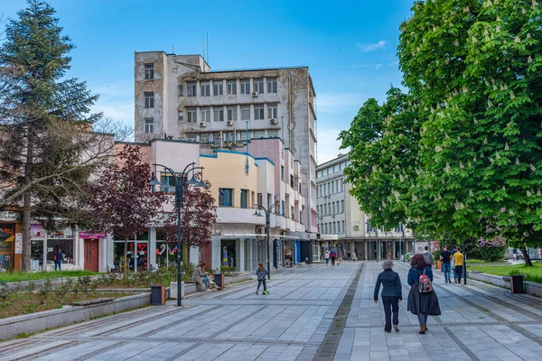 Silistra, Bulgaristan, 3 Mayıs 2021: Bulgaristan 'ın Silistra kentinin ana meydanı