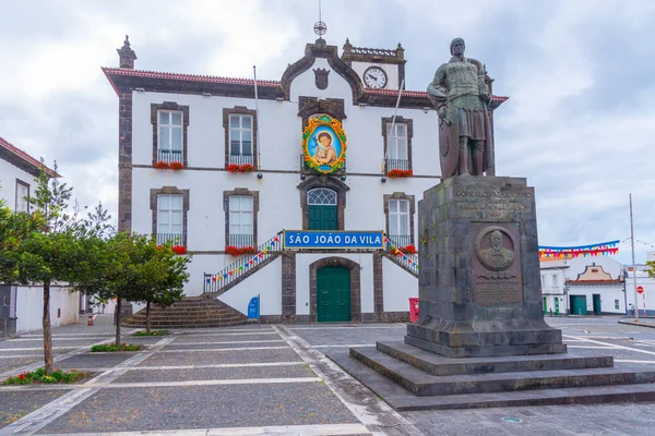 Vila Franca do Campo, Portekiz, 24 Haziran 2021: Portekiz Sao Miguel 'deki Vila Franca do Campo kasabasında Camara Belediyesi.