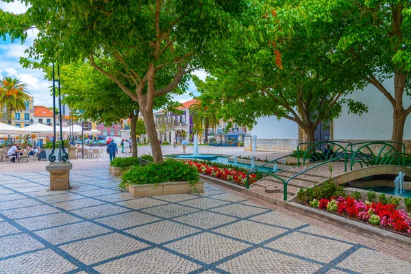 Setubal, Portekiz, 21 Haziran 2021: Portekiz 'in Setubal kentindeki eski kasabada Praca de Bocage Meydanı.