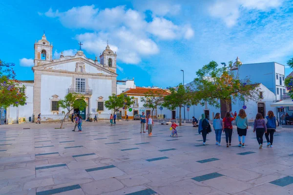 Lagos, Portekiz, 19 Haziran 2021: Portekiz 'in Lagos kasabasındaki Santa Maria kilisesi.