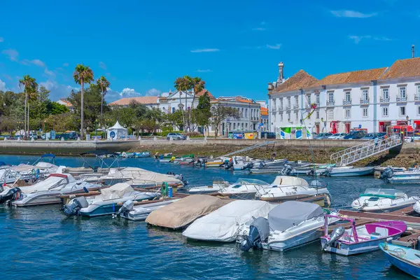 Faro, Portekiz, 18 Haziran 2021: Portekiz 'in Faro kentinde Marina.